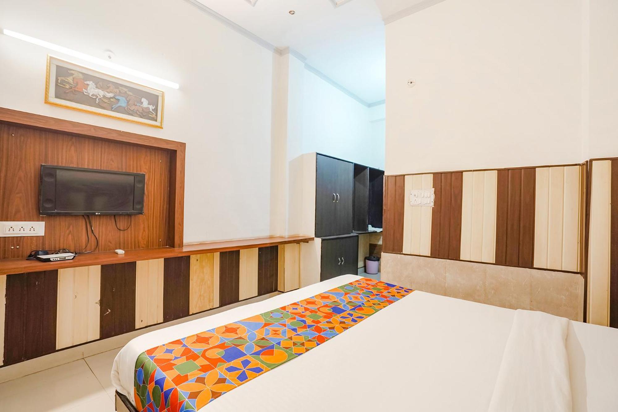 Fabhotel Prashant Palace Mysuru Zewnętrze zdjęcie