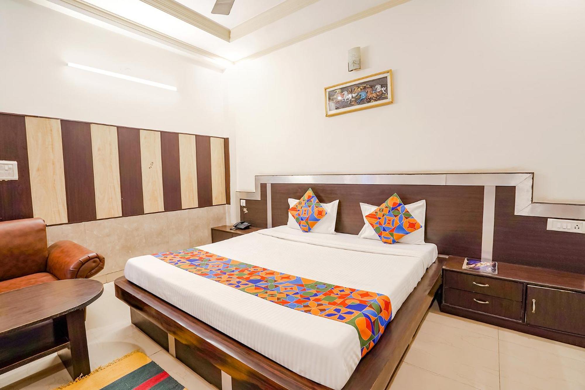 Fabhotel Prashant Palace Mysuru Zewnętrze zdjęcie