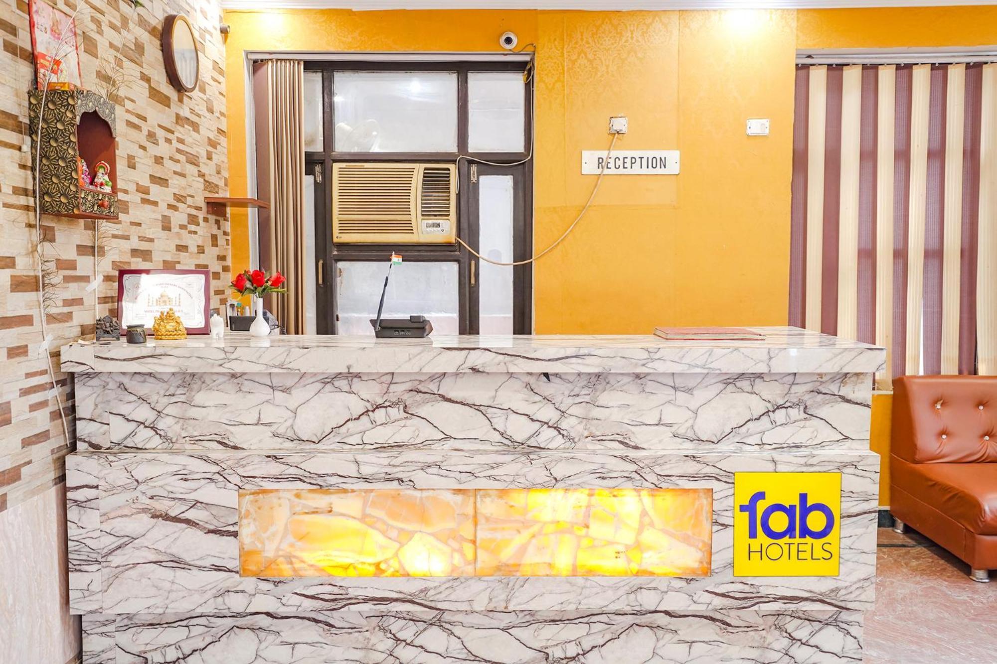 Fabhotel Prashant Palace Mysuru Zewnętrze zdjęcie