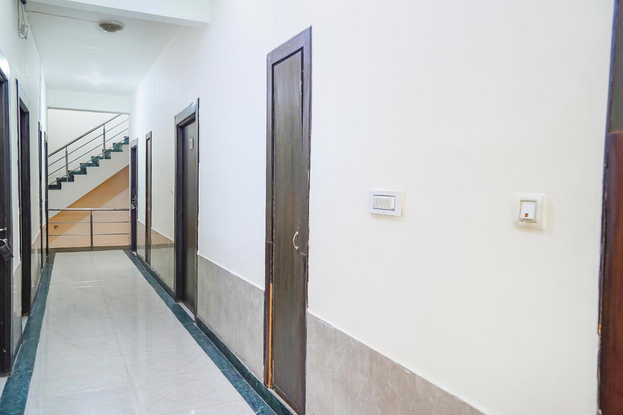 Fabhotel Prashant Palace Mysuru Zewnętrze zdjęcie
