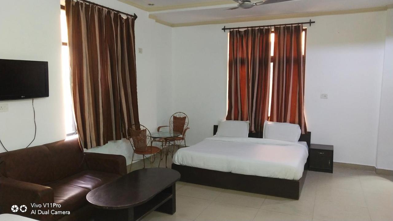 Fabhotel Prashant Palace Mysuru Zewnętrze zdjęcie