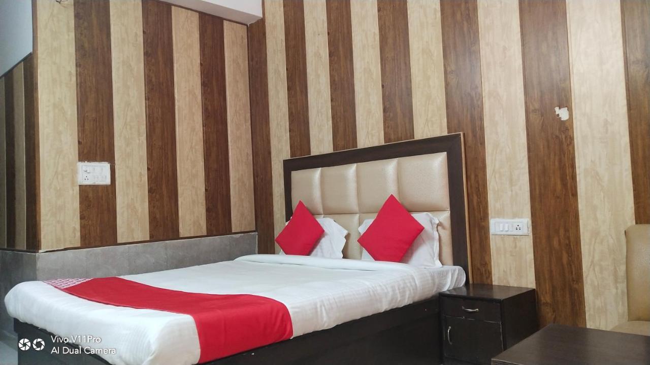 Fabhotel Prashant Palace Mysuru Zewnętrze zdjęcie