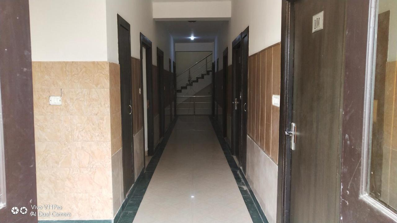 Fabhotel Prashant Palace Mysuru Zewnętrze zdjęcie
